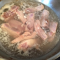 糖醋排骨的做法图解3