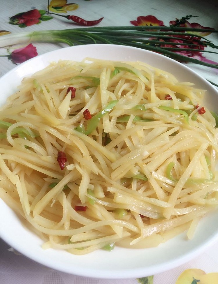 酸辣土豆丝的做法