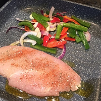 #换着花样吃早餐#墨西哥拉丝芝士鸡肉饼的做法图解5