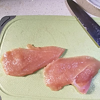 减肥餐－香煎黑胡椒鸡胸肉的做法图解1