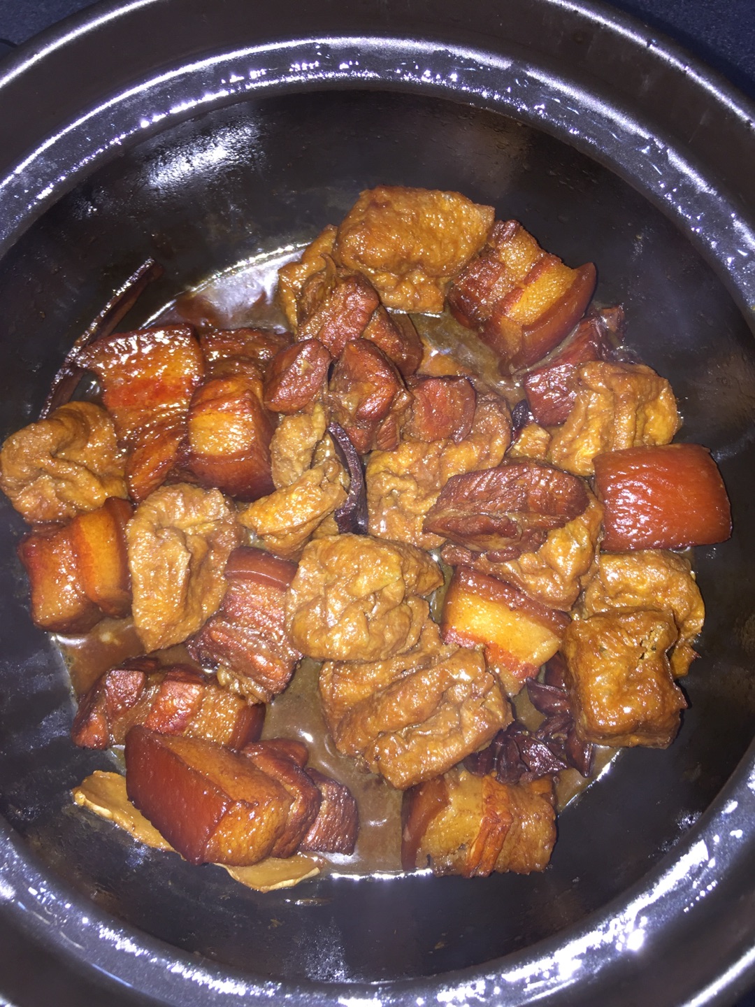 红烧肉的做法，红烧肉的正宗做法，肥而不腻、香甜软糯，简单易学，在家里就能做 - 哔哩哔哩