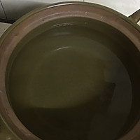 红枣枸杞鱼尾汤的做法图解3