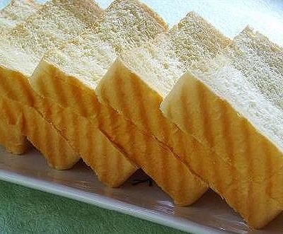 奶味十足原味吐司