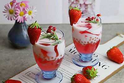 草莓西米露撞奶