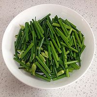 韭菜苔炒肉丝的做法图解6