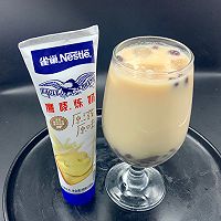 #在夏日饮饮作乐#红豆奶茶的做法图解3