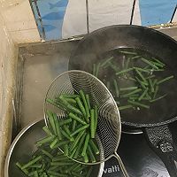 蒜蓉拌豇豆的做法图解5