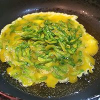 #春日养生局#金雀花炒蛋的做法图解6