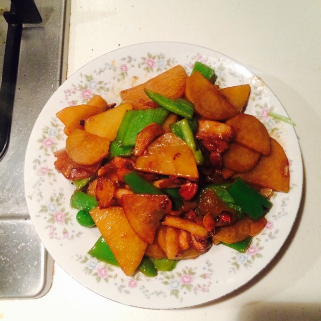 土豆炒青椒