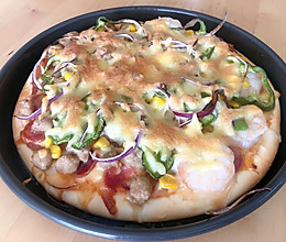 #餐桌上的春日限定#牛肉大虾双拼披萨的做法