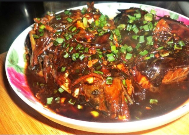 糖醋鲫鱼的做法