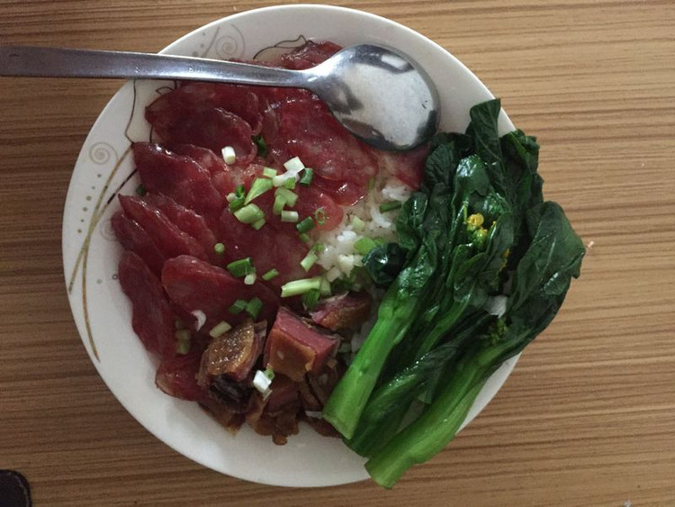 腊味电饭锅饭的做法