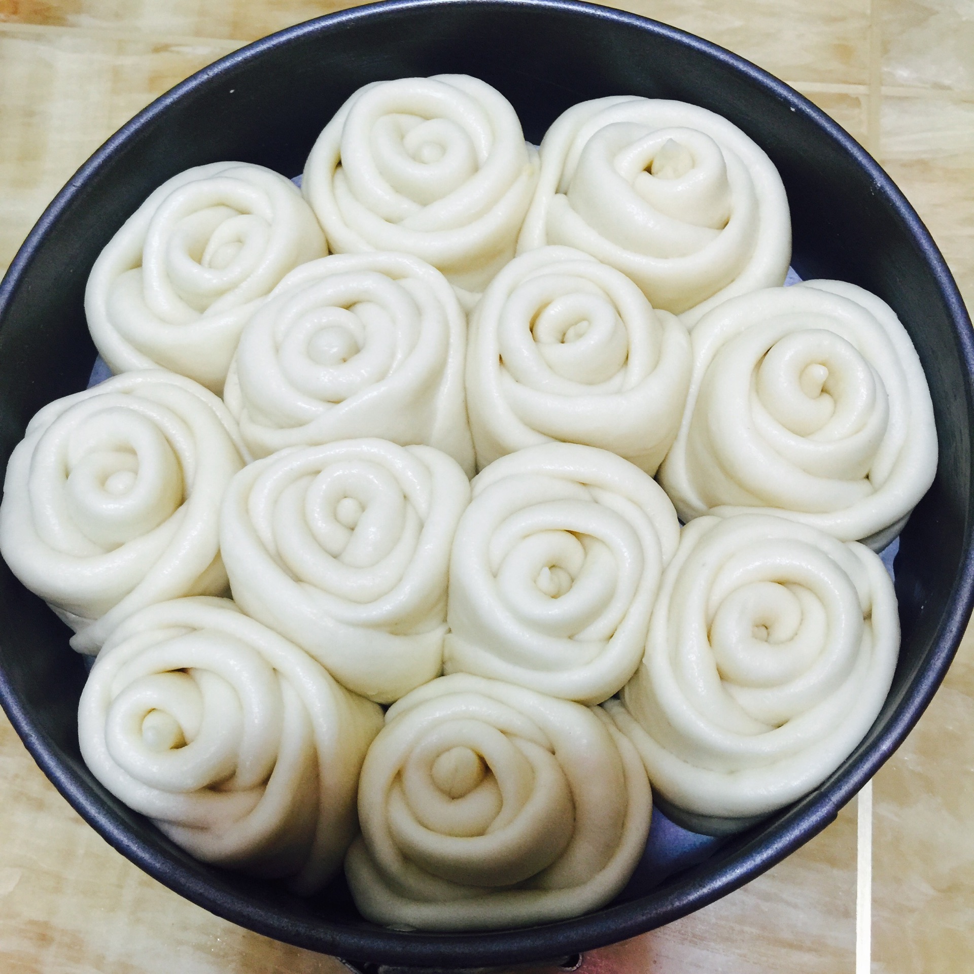 Evon's happy baking house: 玫瑰花面包/Rose Bun