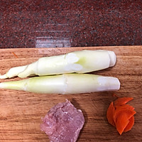 胶白炒瘦肉的做法图解1