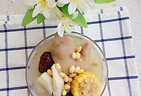 黄豆山药玉米猪蹄红枣汤的做法