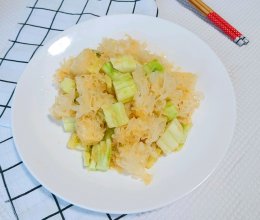 银耳拌黄瓜#解腻开胃就吃它#的做法