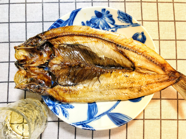 日式炉端烧烤鱼