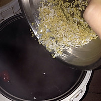 红豆小米粥——孕妇进冬必备佳品的做法图解3