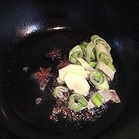治愈系的经典东北酸菜白肉锅的做法图解4