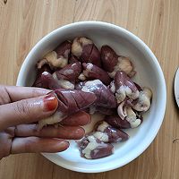 #味达美星厨X小厨中秋团圆宴#绝味小炒鸡心的做法图解2