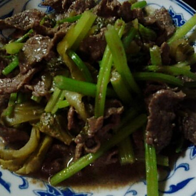 潮汕咸菜炒沙茶牛肉