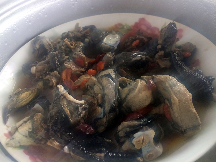 养颜蒸乌鸡的做法