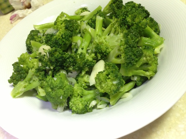 Broccoli with minced garlic