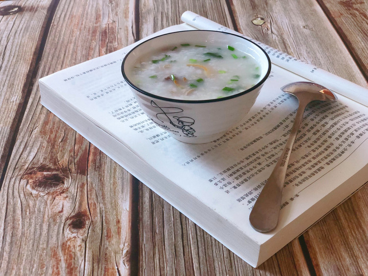 鲜蚌肉粥的做法