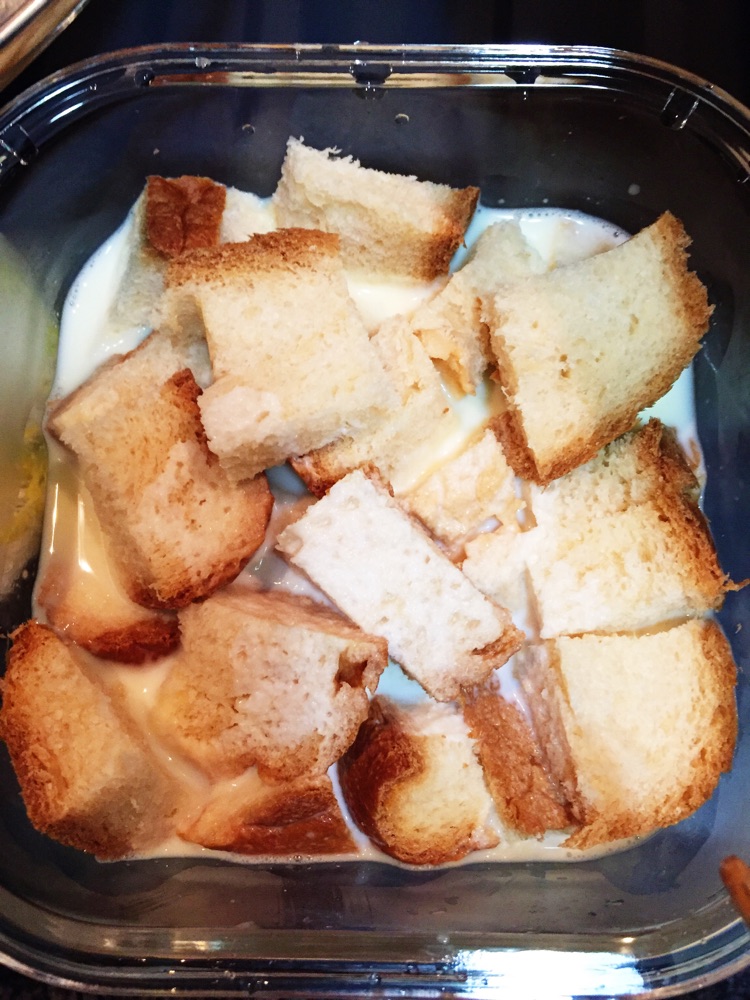 蔓越莓葡萄干牛奶吐司布丁#急速早餐#的做法图解4