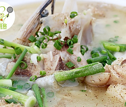 滋补鱼头豆腐汤--威厨艺的做法