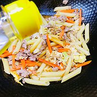 #中小学生做饭指南#肉末炒意面的做法图解9