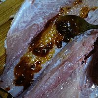 万州烤鱼—外焦里嫩好入味的做法图解2