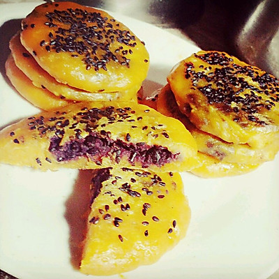 奶香紫薯黑米南瓜饼
