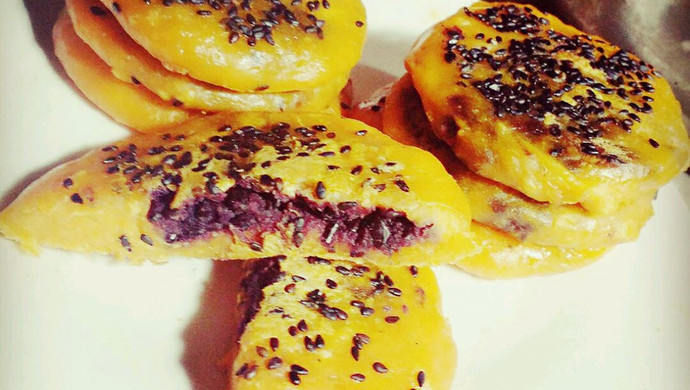 奶香紫薯黑米南瓜饼