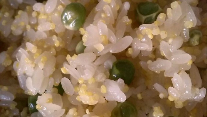 豌豆小米饭