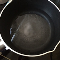 水煮荷包蛋的做法图解1
