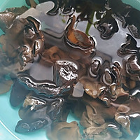#珍选捞汁 健康轻食季#偶尔遇见——木耳拌藕片的做法图解2