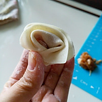 香菇虾皮馄饨的做法图解5