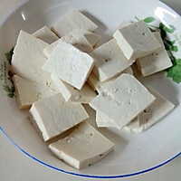 香椿时代之香椿烧豆腐的做法图解1