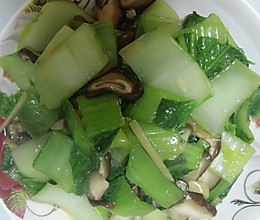 翠绿小白菜烧香菇 全素到底的做法