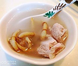 清热解毒-折耳根排骨汤的做法