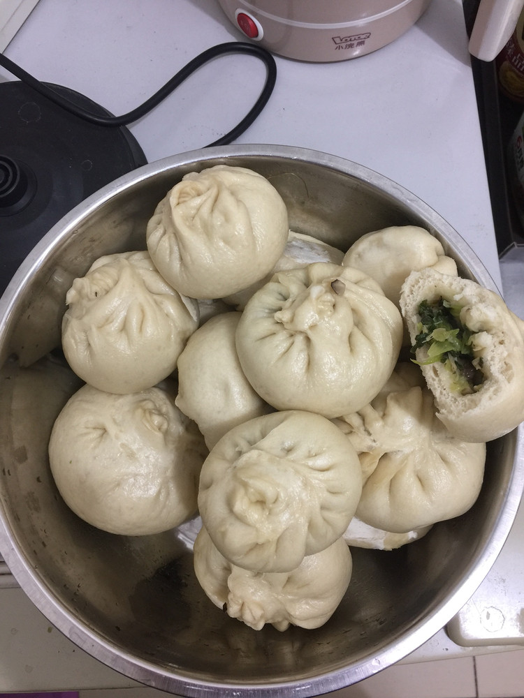 吴记香菇油菜蒸包的做法