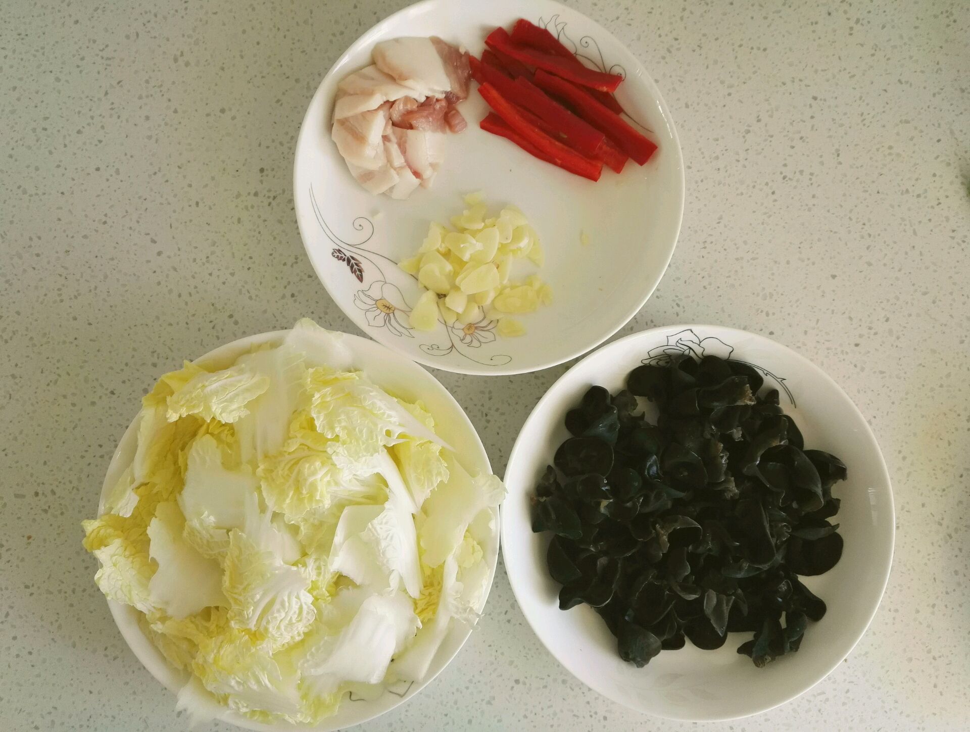 黑白菜的做法_【图解】黑白菜怎么做如何做好吃_黑白菜家常做法大全_草原食客_豆果美食