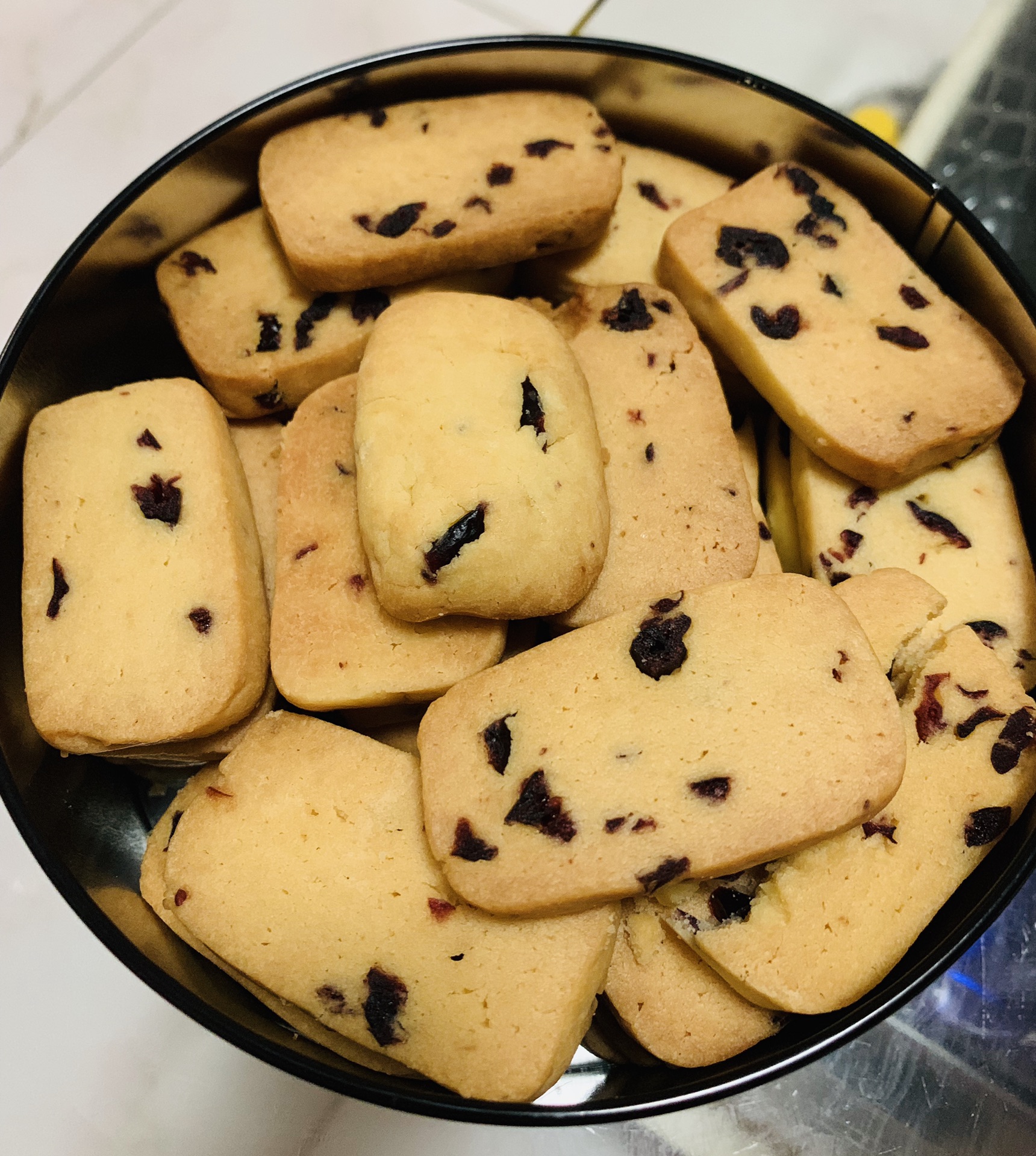 Cranberry biscuit