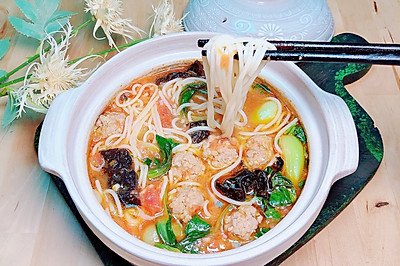 番茄肉丸米线