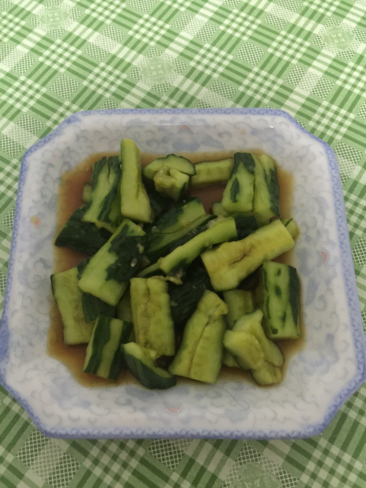 凉拌拍黄瓜的做法