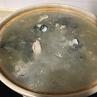 乌骨鸡猪肚汤的做法图解4
