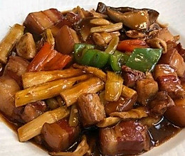 竹笋焖猪肉的做法