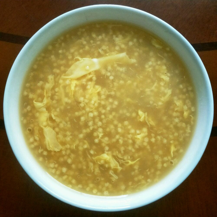 小米鸡蛋红糖粥的做法