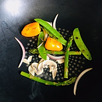 自制红腰豆奶煮奇亚籽煮燕麦，蔬蛋饼的做法图解3